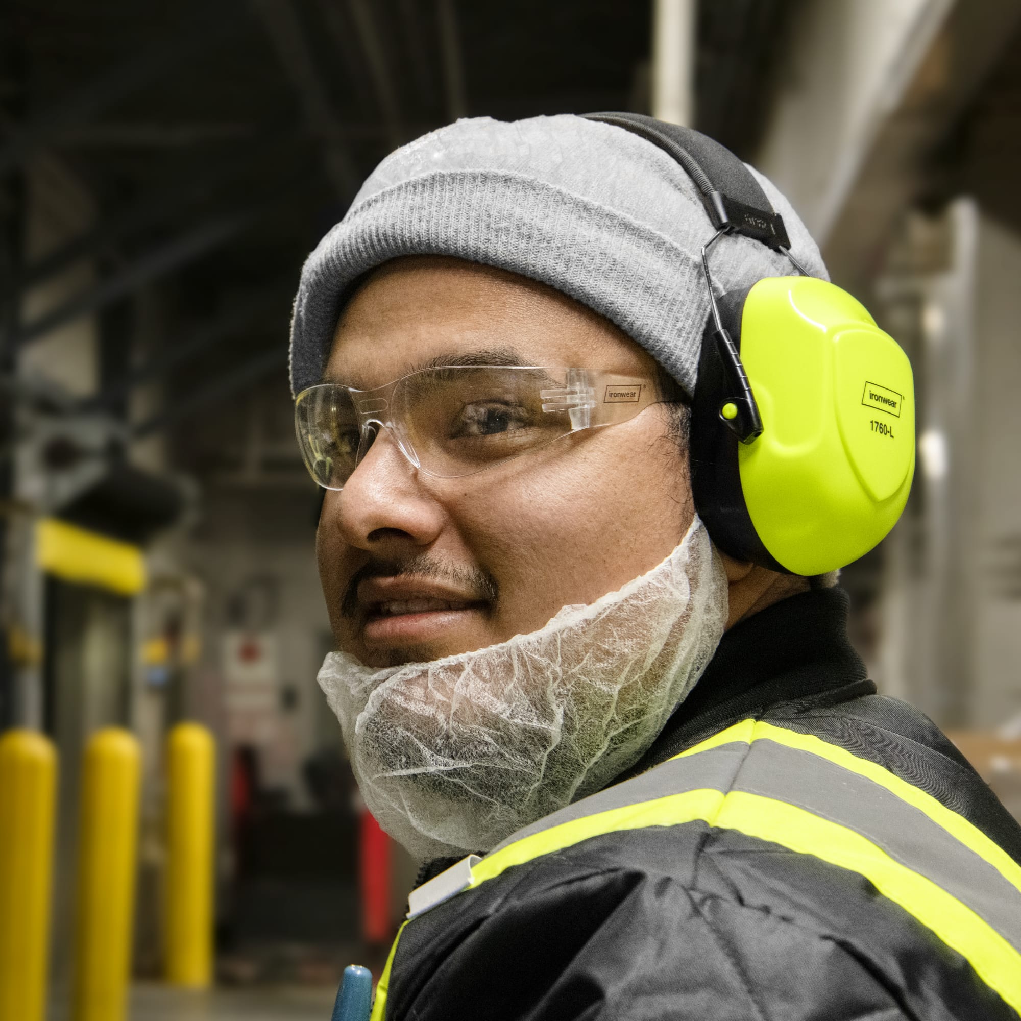 27dB NRR Over-the-Head Earmuffs with Adjustable Ear Cups | Ironwear
